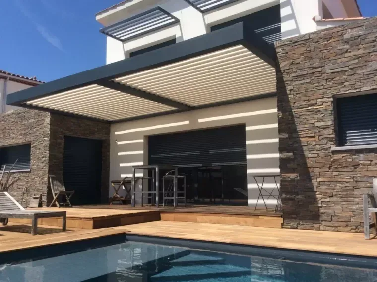 MMI pergola fabrique et commercialise ses pergolas, Bourg-en-Bresse, MMI